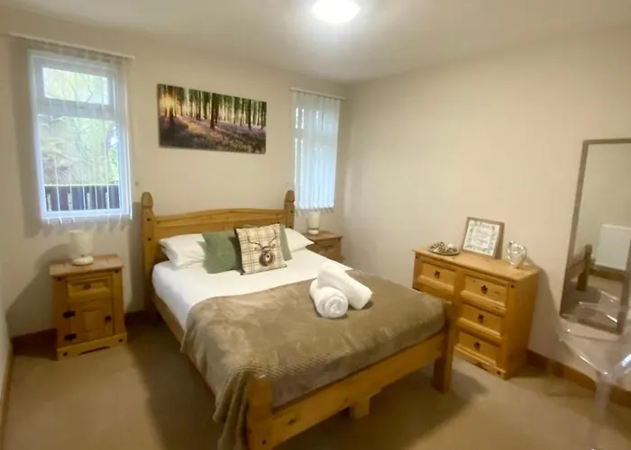 Cherry With Hot Tub Semesterbostad *