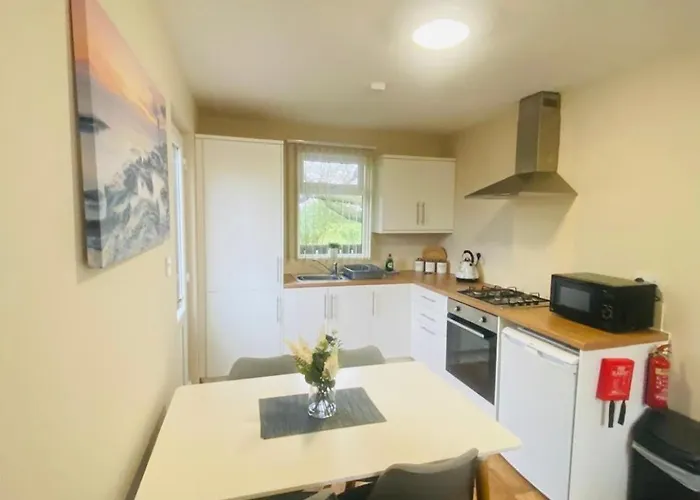 Cherry With Hot Tub Semesterbostad York